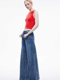 Amity Sleeveless Cropped Tank
