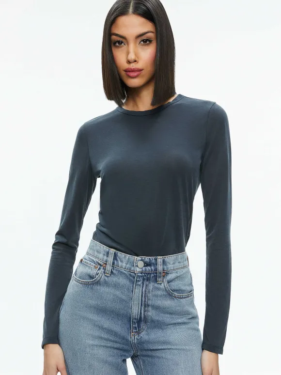 Fitted Tee