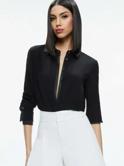 Willa Relaxed Placket Top With Piping Detail